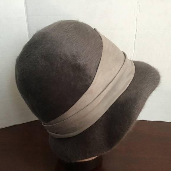1940s Strathmore by Newton (Paris-New York) Woman's grey fur felt cloche -used - Picture 2 of 6